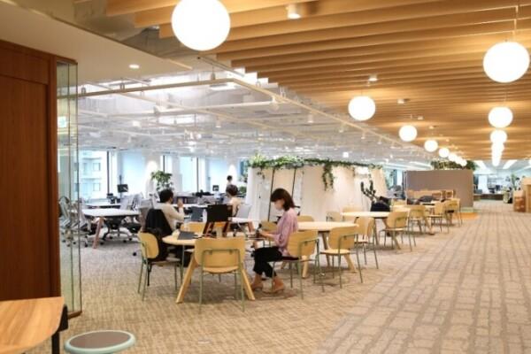 国内37拠点、国外3拠点で日々クライアントの課題と向き合っています。※2021年6月、本社オフィスを神谷町トラストタワー（住所：東京都港区虎ノ門四丁目1番1号）に移転しました。